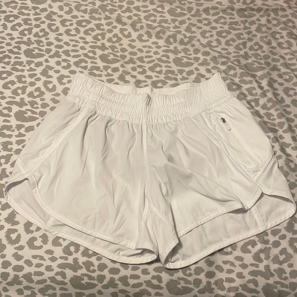 lululemon shorts - Picture 1 of 3